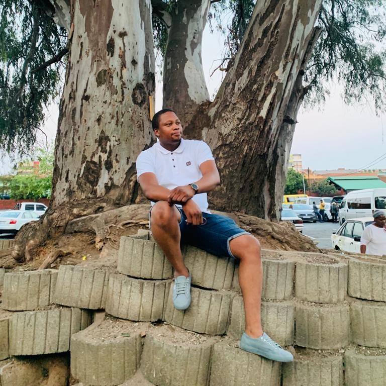 SIMPHIWESANDIL6's tweet image. #NewProfilePic