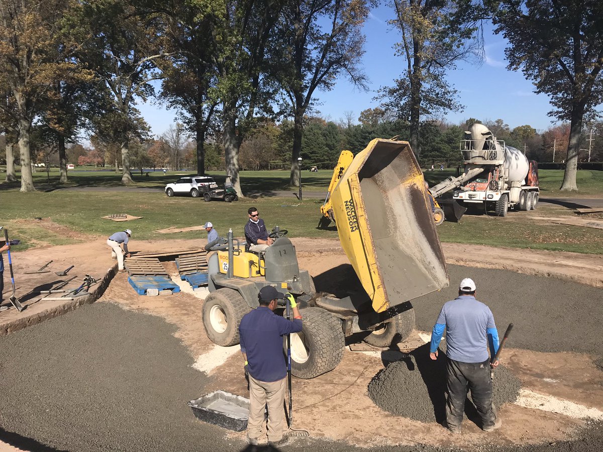 timriis1's tweet photo. Productive week in Philly! @RainBirdGolf Satellite install, @CapConGolf pours, and #RainBirdIC ground readings. @EwingIrrigation does it all! https://t.co/VV0ua8jgVJ