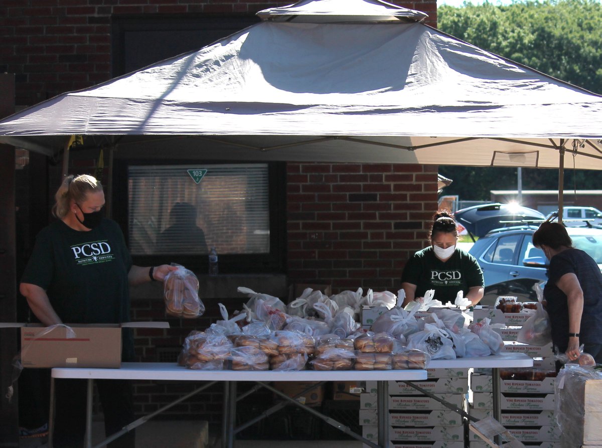 PCSD's Office of Community and Family Connections has many resources to help students &amp; families! To make those connections &amp; find assistance, please fill out the Student and Family Wellness Form - forms.gle/PZaBiBkeTMRjDt…
Read more: tinyurl.com/yycgb9wn
<a href="/PCSD_Engage/">PCSD Family Engage</a>