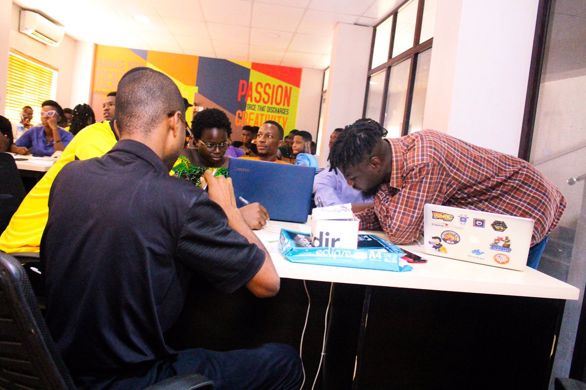 genesystechhub's tweet image. Monday’s fast approaching and the new week is going to start with the amazing @idowuakinde taking the interns on all things Scrum and we are all pumped for it! 🔥

#weAreGenesys #EverythingIsLearnable #LearnableInduction