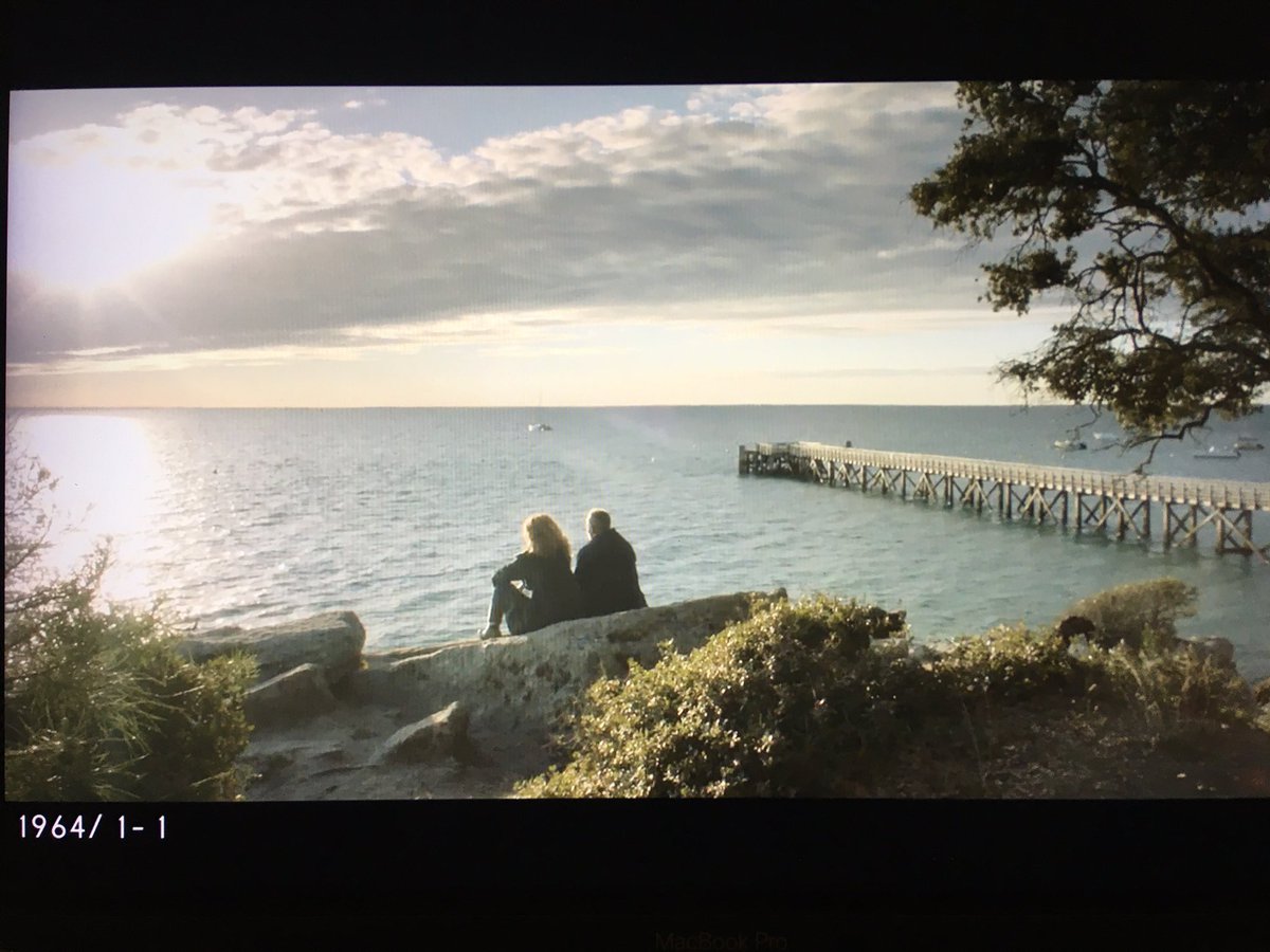 #AliceNevers a réuni une moyenne de 5,1M de spect et 19,4% de ménagères grâce au replay en 2ème semaine 🍾🍾🍾 Merci encore à toute la #NeversFamily Du coup, il vous reste 5 jours pour faire encore mieux pour le final 😄💪🏻👊🏻 Lâchez rien, donnez tout !