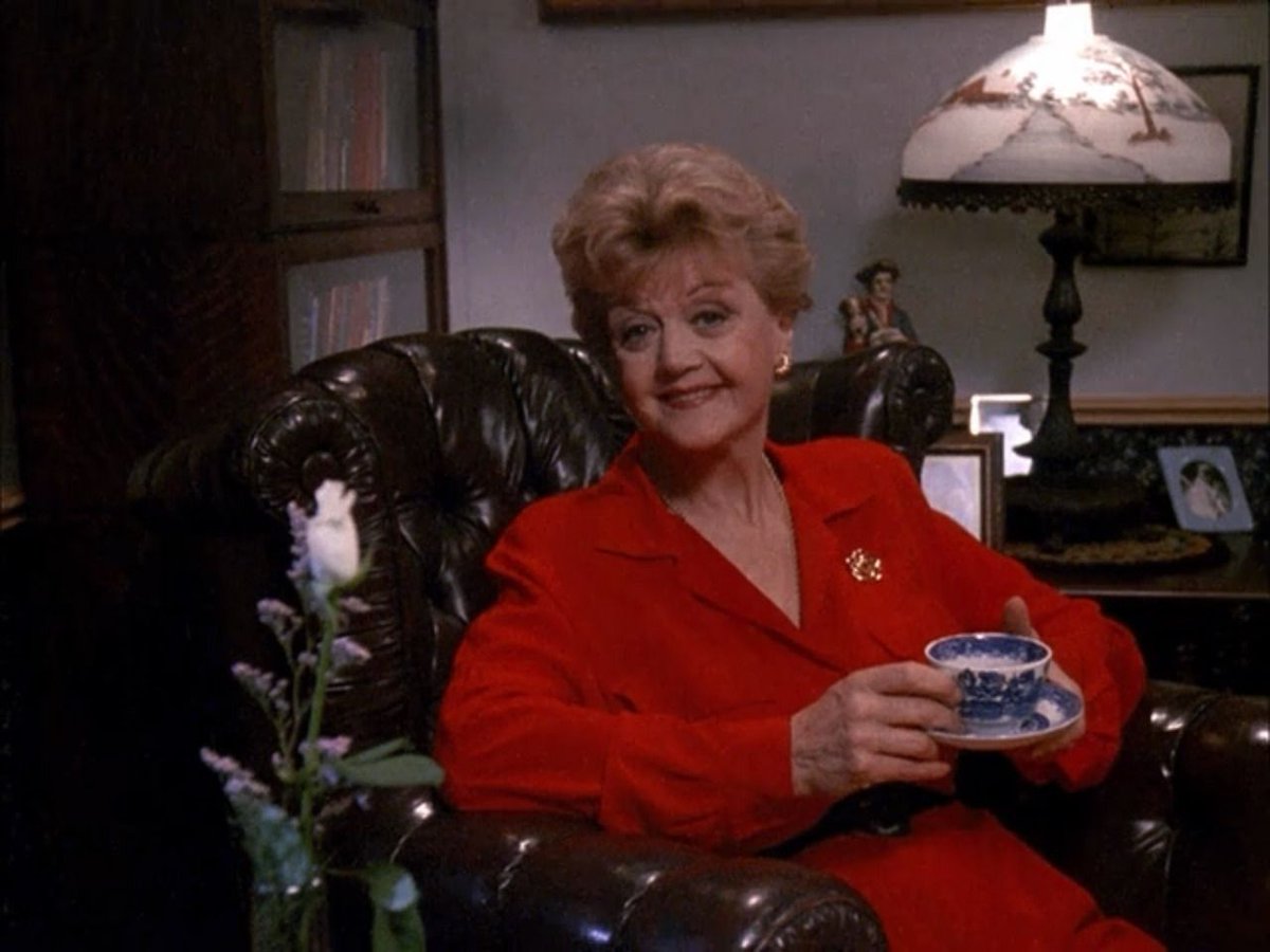 _AngelaLansbury's tweet photo. Me on November 3.                    Me now. https://t.co/Fat7qtmnzI