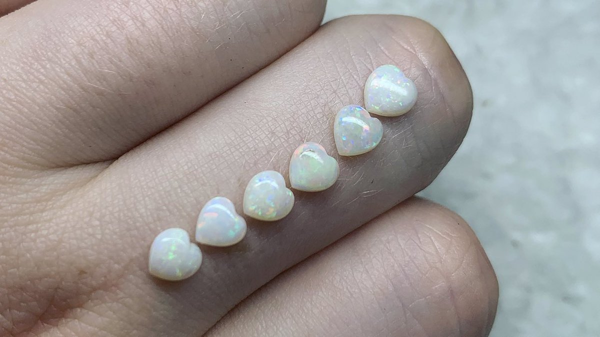 artbyjacstudio's tweet photo. ☁️🌕🌵My Update is LIVE!🌵🌕☁️

New:
Crystals 15+
Cabochons 6+
Jewelry 17.5+

Shop: https://t.co/wCoptwZYFX
Sort new to old to see new items 1st!

⬇️Comment below what YOU got!⬇️ https://t.co/706dOEAGsl