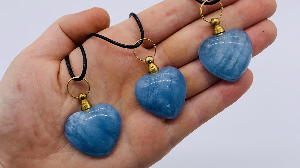 artbyjacstudio's tweet photo. ☁️🌕🌵My Update is LIVE!🌵🌕☁️

New:
Crystals 15+
Cabochons 6+
Jewelry 17.5+

Shop: https://t.co/wCoptwZYFX
Sort new to old to see new items 1st!

⬇️Comment below what YOU got!⬇️ https://t.co/706dOEAGsl