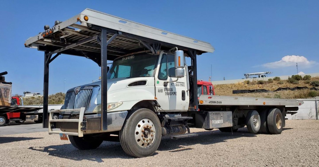 2005 International 4400 with JerrDan 28 x 102 3/4 car carrier, 3 winches, wheel lift. Reduced $16,500. Call Rocky Mountain Wrecker Sales 800-448-8852 towtrucklocator.com/listings/used-… #TowTrucksforSale #WreckersforSale #CarriersforSale #RollbacksforSale #SellYourTowTruck #BuyMyTowTruck
