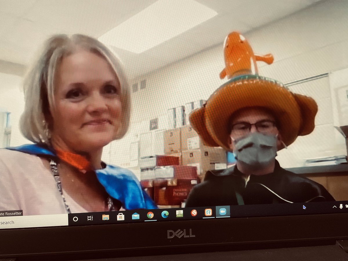 kirossetter's tweet image. Today I was lucky enough to be the guest reader for our HV Kindergarten classes! Luck for me “Super Reader Man” flew in to give me my book and Super Reader cape!  The power of a read aloud! @HowellGould thanks for being my trusty side kick. #OneHowell #Essential2 #SOELiteracy