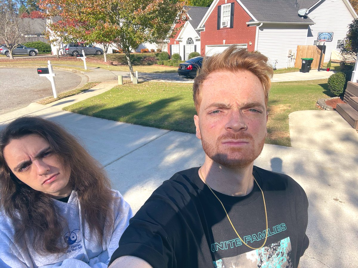 Duo drum stream with <a href="/chenzomauro/">Vinny Mauro</a> today at 6pm!! Two kits, taking requests, and celebrating GA and PA going blue babaaaay!! 

Twitch.tv/bucktopia 🐆