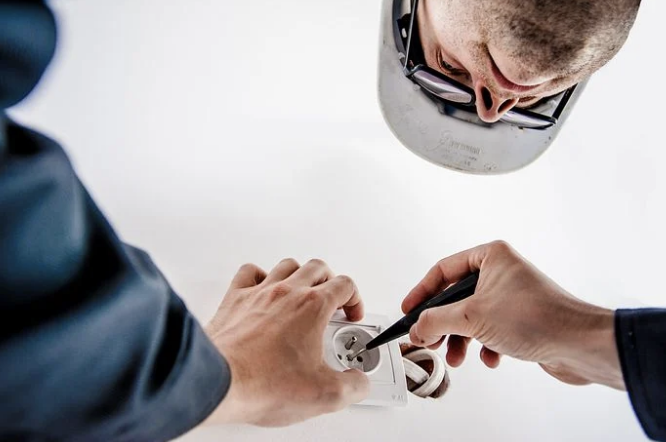 Bolton_NDT's tweet photo. As part of a bigger company reorganisation our well established PAT testing department has now become available. Work is primarily North West based.

Potential to easily double turnover with some effort.

Offers invited before Nov 20th latest.

#pattesting #businessopportunity https://t.co/Jekk0zLBln