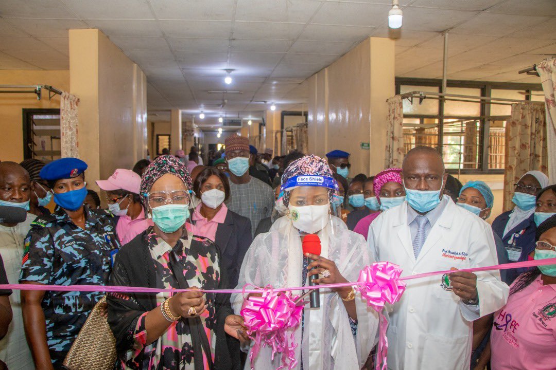 DrZSB's tweet photo. First Ladies against Cancer @FlacNigeria  today commissioned a new renovated and equipped oncology ward @UATHospital, Abuja. We hope to replicate the project in all states so cancer patients can have an easier hospital stay. #givingback #bridge #health #inequity @Fmohnigeria https://t.co/1W4XYOmIYC