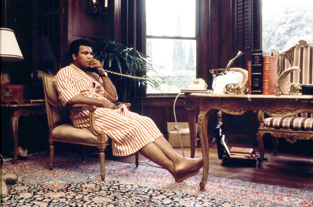mrcottontop's tweet photo. New post (3 Style Takeaways from Muhammad Ali’ The Greatest) has been published on MrCottontop - https://t.co/s8zZu3uIjV https://t.co/CBzrhusdtP