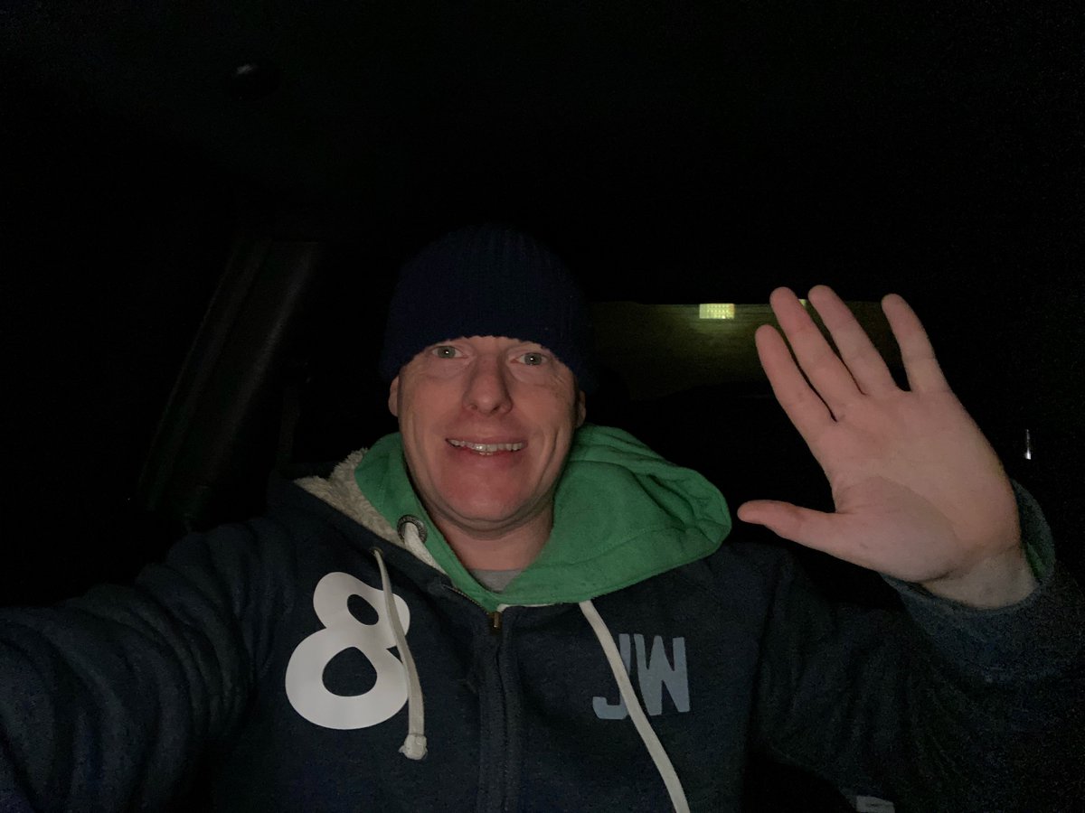 Nathan from Andrews is sleeping in his car tonight for #1625ipSleepOut! Thank you for joining us and we hope you're enjoying the entertainment💛🌜@andrewsonline <a href="/AndrewsCT_UK/">ACT</a>