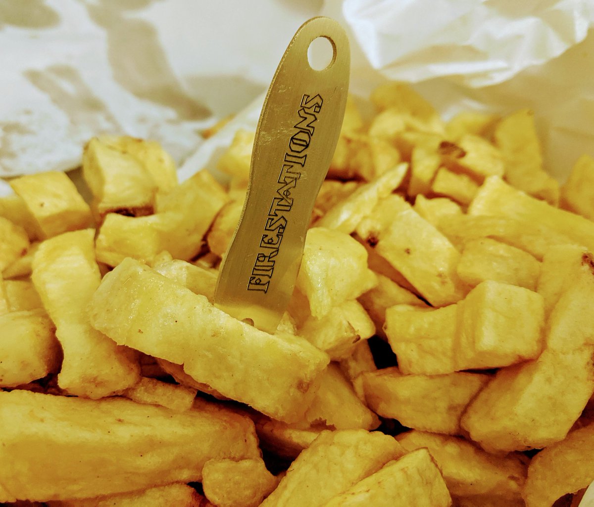 F3Lollipops's tweet photo. @fire_stations @LostMap happy release day! #ChippyTea #BestMerchEver https://t.co/8Xsa1cBwHs