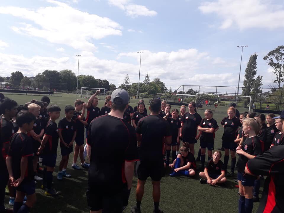 ESAFC's tweet photo. OLE | Great to see the @TheOleWay thrive again upon its return and expansion across Auckland.
Here are a few pics of the academy at @FenciblesUtdAFC
#OleWay #Development #Pathways #Lilywhites https://t.co/nbueHTuf9D