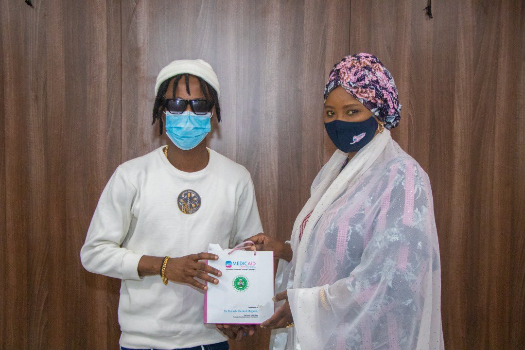 DrZSB's tweet photo. Today I received two brilliant and young Nigerians with a rising profile, @itsLaycon and @Thedorathybach. We had a stimulating conversation about their dreams &amp; how they hope to change the narrative. @itsLaycon, like me,wants to see more research on #sicklecell disease.#Inspiring https://t.co/bkCp5OFJI1