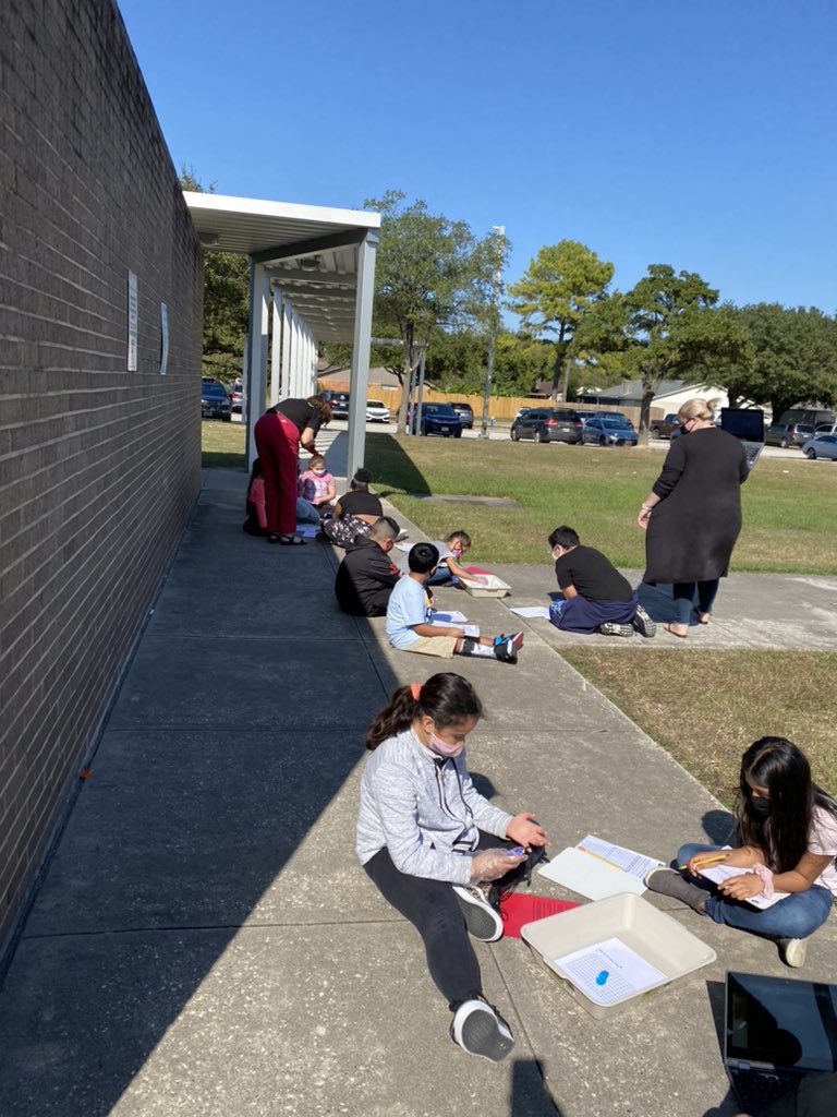 Karena Jarvis tweet media