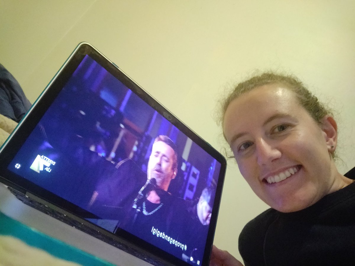 MartiProOn's tweet photo. In quarantena da NY, #propagandalive non manca mai a farmi compagnia! @welikeduel https://t.co/DozxXDuLNA