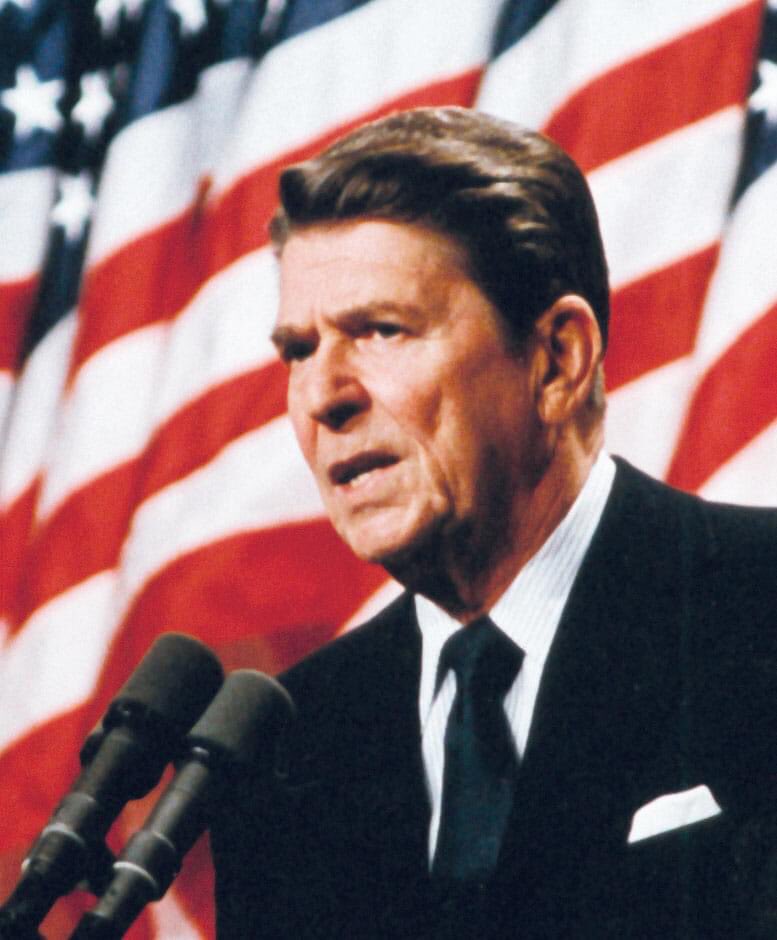FarmerkaPL's tweet image. "Komunizm nie jest ani systemem ekonomicznym, ani politycznym - jest rodzajem choroby psychicznej." - Ronald Reagan