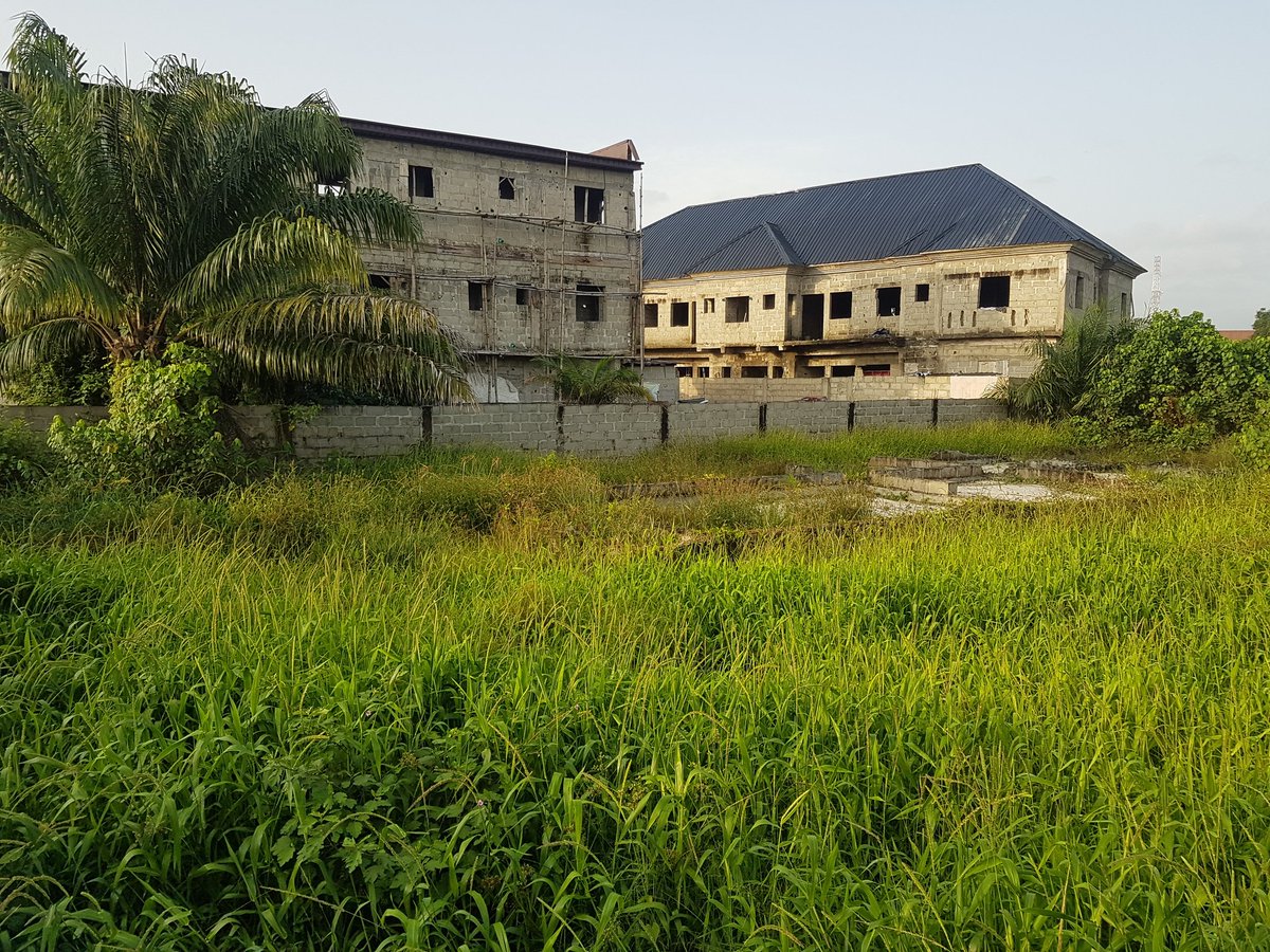 BlueProperti's tweet photo. This land is free from Omo Onile trouble as it was allocated by the government in one of the Housing Schemes developed for the Lekki Corridor: Abijo GRA. 
It has CofO. 
It is fenced and gated. 
Good road network, actually tarred by govt. 
It is affordable. (Call: +2348024700015) https://t.co/wucLnq4tqo