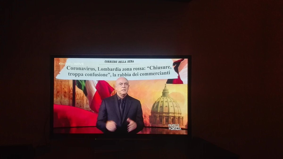 chiara_frig's tweet photo. @fratellicrozza #Nove #Dpcm l'Italia è una repubblica democratica fondata sul pantone https://t.co/JTW8ip3ZWa