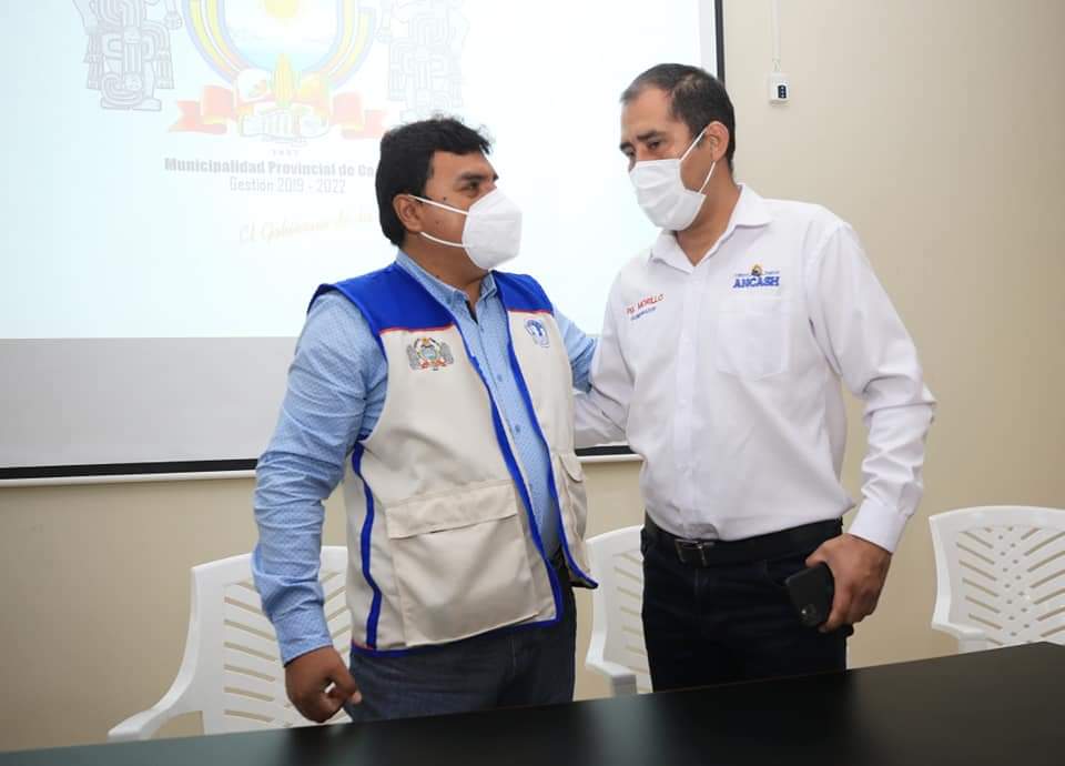 Subpacifico's tweet photo. #MásObras
DESTINAN 800 MIL SOLES PARA INICIAR ESTUDIOS DE PREINVERSIÓN DE REPRESA BOMBÓN EN CASMA
📌 Gobernador Morillo impulsará proyecto hidráulico para irrigar 13 mil nuevas hectáreas.
📌 Conforman mesa técnica con autoridades casmeñas para impulsar el proyecto. https://t.co/gKznWIRhI4