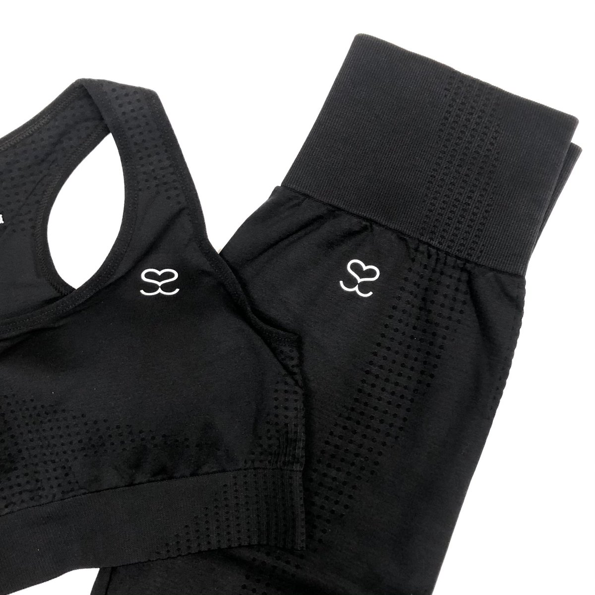 SoSupremeCo's tweet photo. Whatever your activity, you can pursue it in comfort with the seamless, supportive #Activewear.
✨ Creating products that support you in every sport

#itstheweekend https://t.co/mJhA5iaWNm