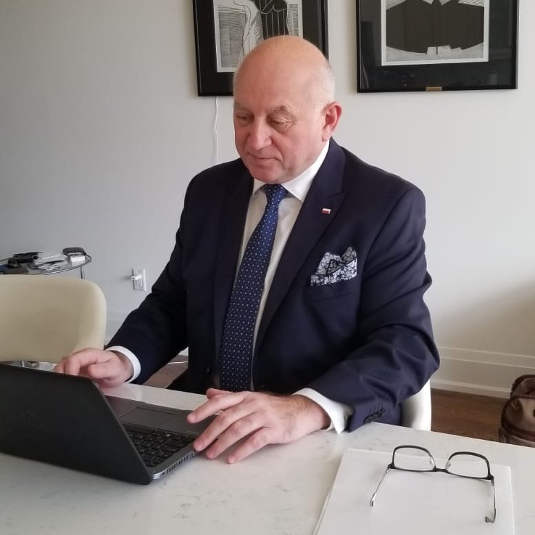 Poland in Toronto tweet media