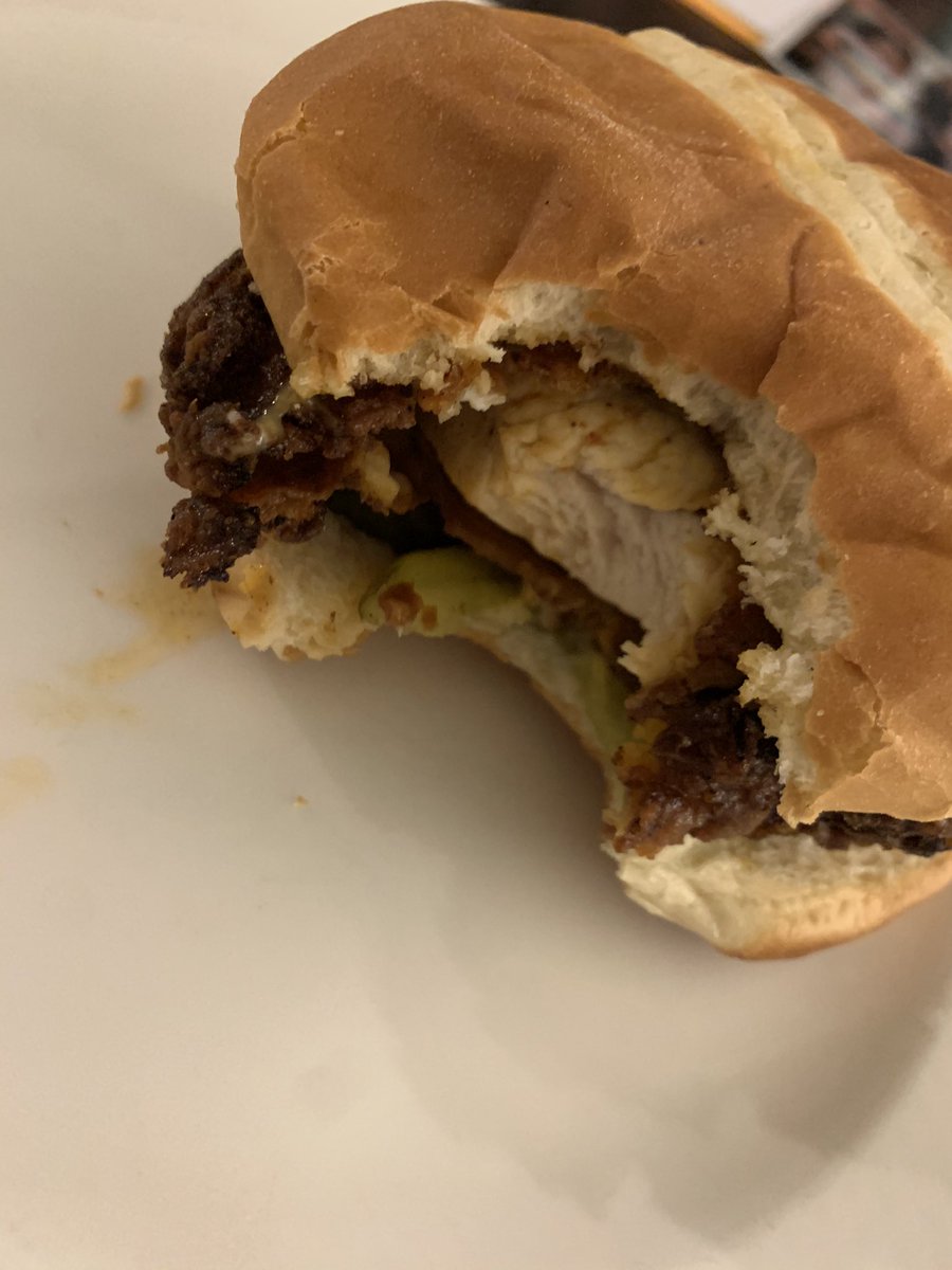 capttug's tweet image. Was I at Popeyes tonight. Hell no. @MeatChurch you crushed it with this Nashville Chix Sandy. #bombAF