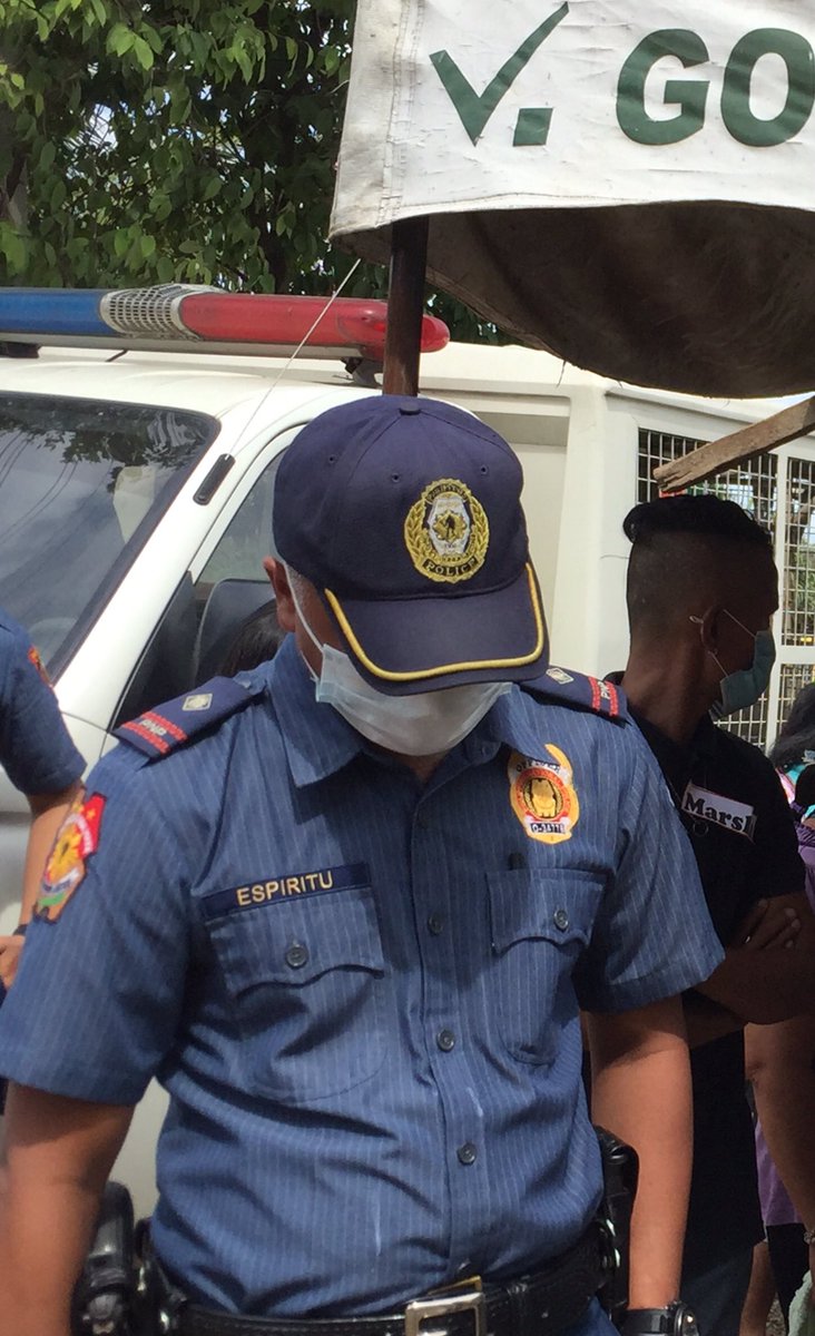 kadamayph's tweet photo. LOOK: Etong si Espiritu may kaso dahil sa pagpasok ng isang bahay na wala namang search warrant, pero nakakapagtrabaho? Anuna, Pandi Police Station?!
#ACAB
#StopTheAttacks https://t.co/Uibduq43Ly