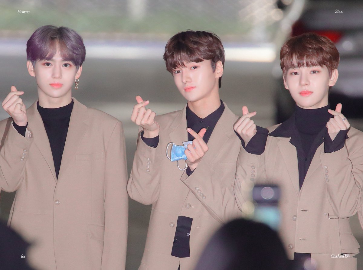 Heaven_Shot's tweet photo. 201104

노이즈도 뚫고 나오는 황차김 미모

#차준호 #Chajunho #황윤성 #Hwangyunseong #김동윤 #Kimdongyun #DRIPPIN #드리핀 https://t.co/vOnspr4K5L