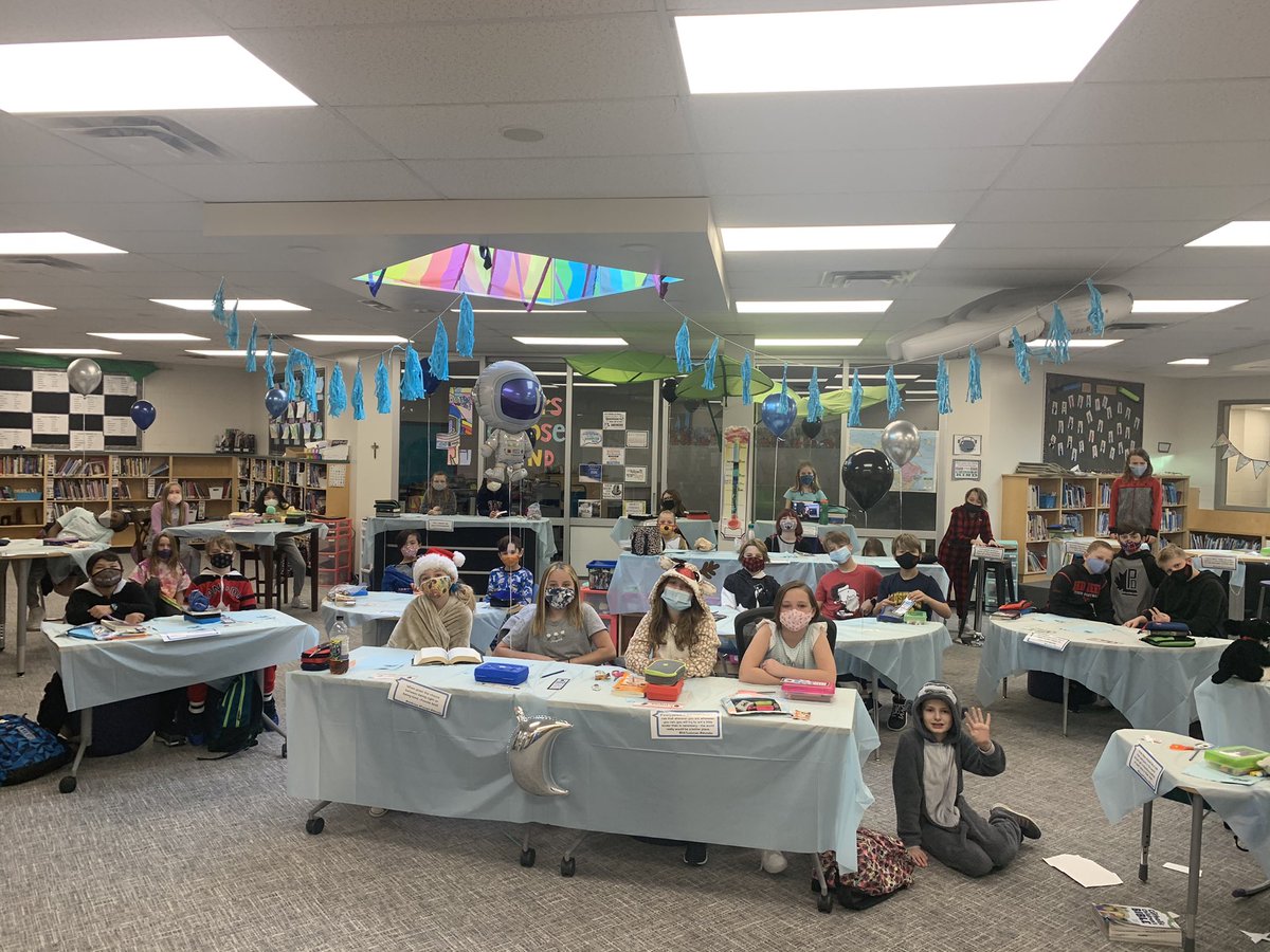 HaleyKhatib's tweet photo. Our 💙WONDER💙 party was out of this world 🚀 "When given the choice between being right and being kind, choose kind."  @RJPalacio #wonderclassroom https://t.co/isuzLdm9uT