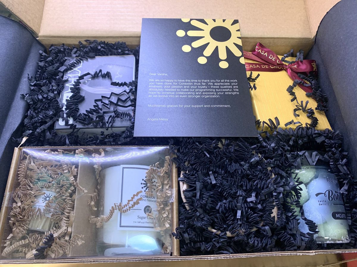 VarshaKanwar's tweet image. Thank you @angelitamesa @Cisco_Conexion team for #FriYay surprise. It’s a privilege &amp;amp; an honor to be part of Cisco Conexion family. Special shout-out 🙌🏽 &amp;amp; thanks to @asapiz @LauraMQuintana @tcolon for being amazing Exec. Sponsors, leading by example to #MultiplyTechDiversity.