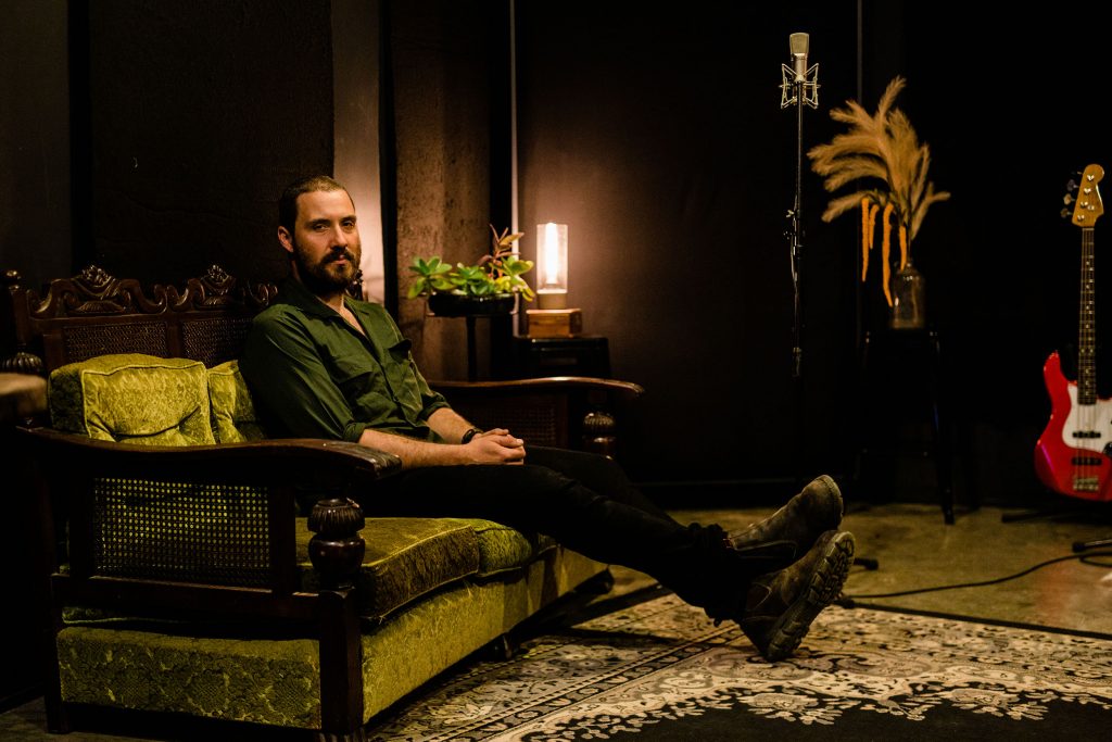 artstatensw's tweet photo. William Crighton is taking a full band to the stage of the Civic Theatre tonight as part of #ArtstateWagga. Have you got your tickets yet? 

Opened by Rory Phillips,  this traditional music combined with experimental is bound to be a fantastic show. Join us in person or online! https://t.co/hwtSCPvUlj