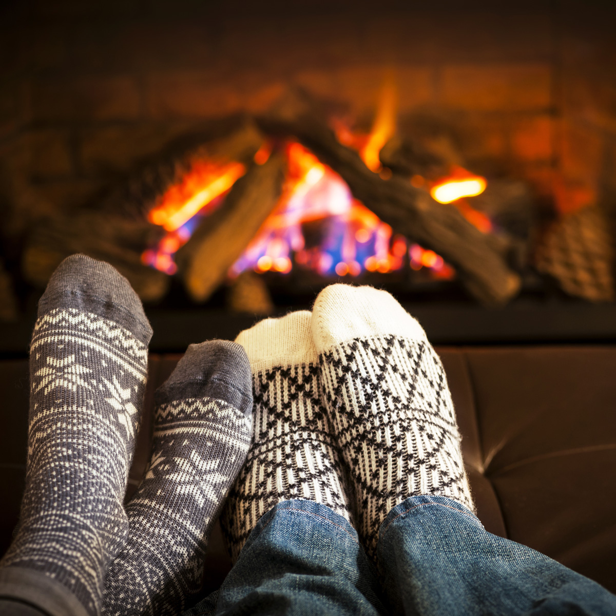 CESpas's tweet image. Lately we've been getting cozy by the fire 🔥 on chilly #BayArea evenings!

Have you viewed our selection of #fireplaces? Get ready for winter with a new #fireplaceinsert or #stove! There's a size and style for every home. Check it out here → l8r.it/UllV