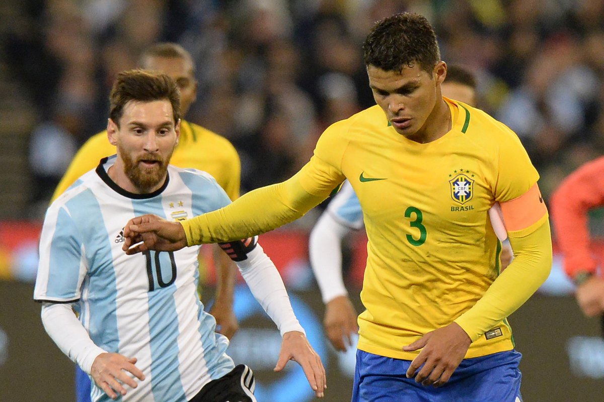 14/14“I think that Thiago Silva is the best defender in the world. It is incredible how good he really is. Thiago Silva is part of a new generation of phenomenal players who are perhaps born once every 100 years.” – Filippo Inzaghi, 2011.