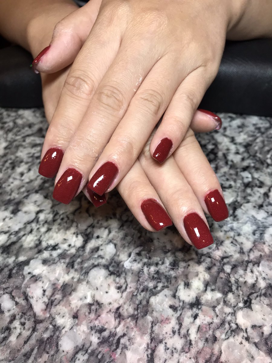 11Bperez's tweet photo. Acrylic with gel polish or dip powder? Which one do u prefer? Comment below! 
.
💅🏽 tech: Glamour By B
.
.
#nails #dippowdernails #acrylicnails #gelnails #gelpolish #aspnails #youngnails #nuninails #opi #kiarasky #gelish https://t.co/ch4HyPhJvo