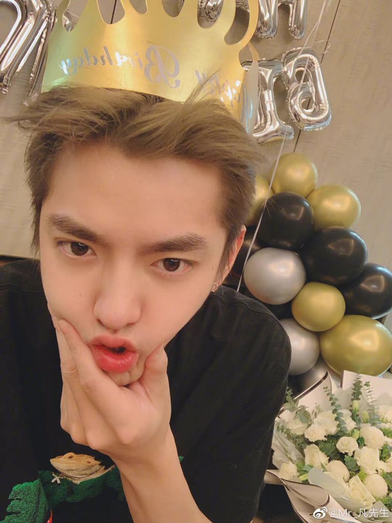 Kris_Colombia's tweet photo. [REDES SOCIALES] 201106

Actualización de #KrisWu.

- Caro 

(*) DIVINOOOOO 🥺😍😍😍

#Testing #WuYiFan #KrisWu @KrisWu #KrisWuTesting https://t.co/08P1Kd4tQt