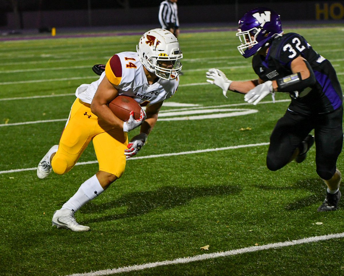 WaukeeFB's tweet photo. Scoreboard Update
Waukee 0
Ankeny 14
Halftime
#GoWaukee @Local5Blitz https://t.co/J6D5bFaD5n