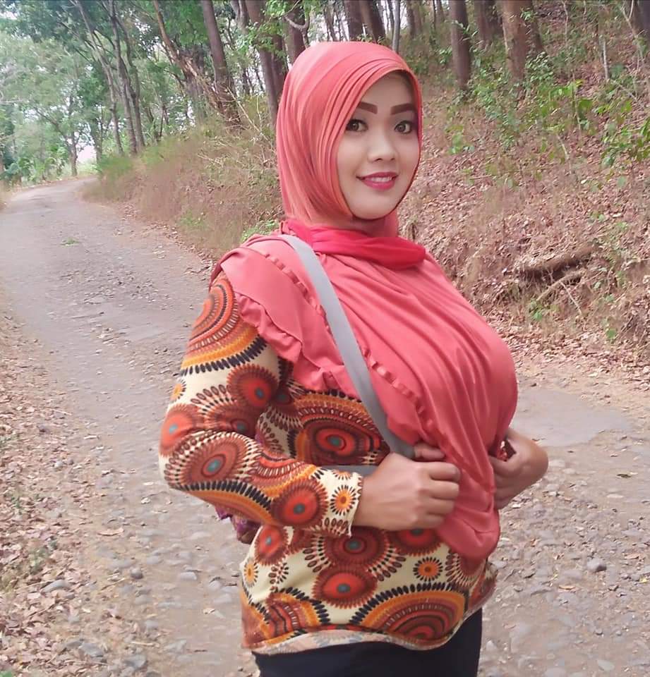 wirosablenk on X: Jilboob t.co2g22t7jmjo  X