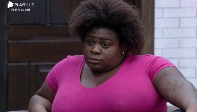 vmaarcoss's tweet photo. acho muita hipocrisia desse povo de sempre cobrar prioridade da Raissa sendo que a garota não é prioridade de ninguém

#AFazenda12 https://t.co/DjFmcsuTQP