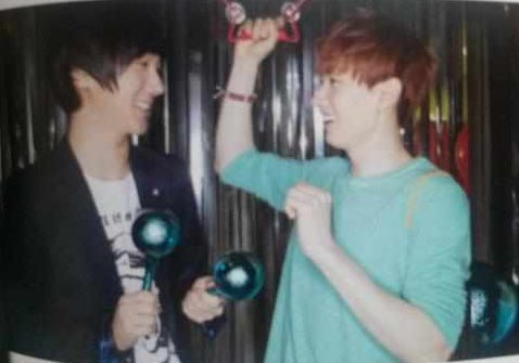 ●   fetus yehyuk  #yehyuk @shfly3424  @AllRiseSilver