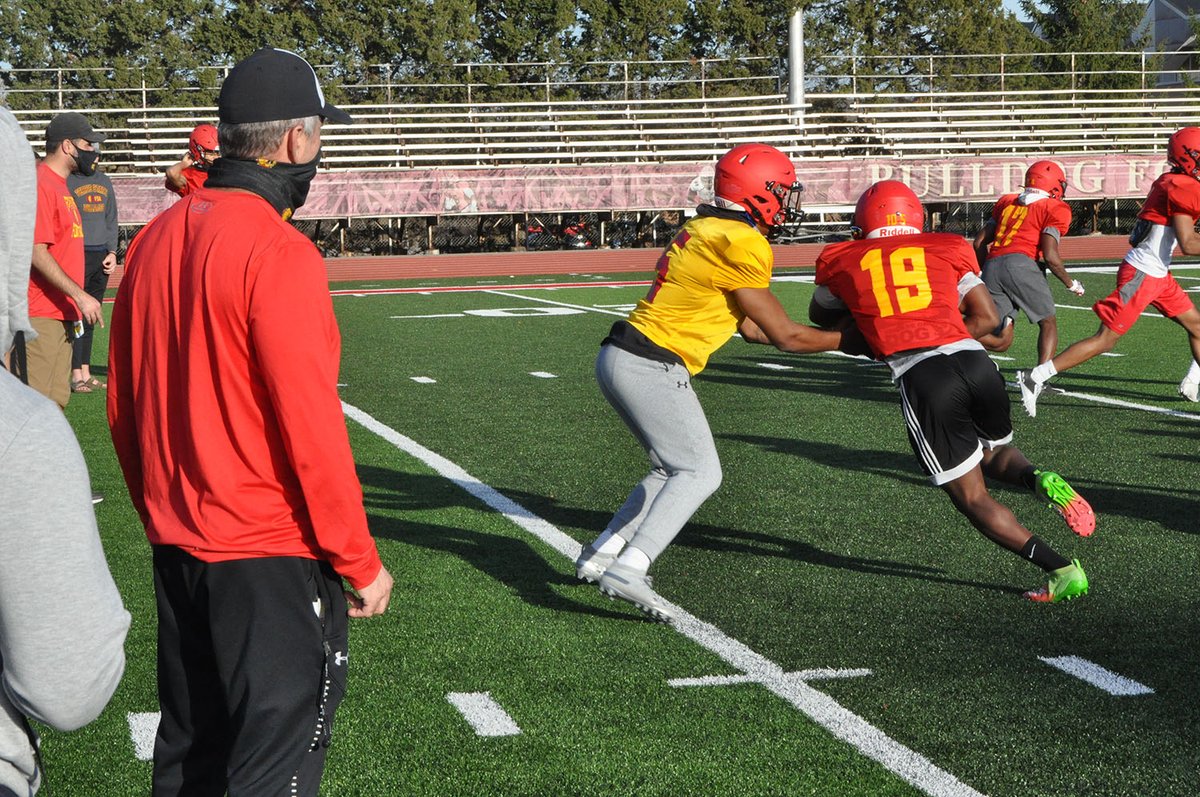 Ferris St. Football tweet media