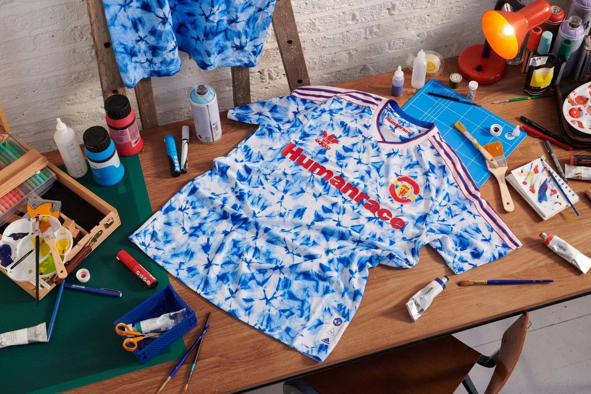 theladtipster's tweet photo. If Marcus Rashford scores 1st tomorrow against Everton, we'll give away this brand new Manchester United 'Humanrace' top.

To enter, all you have to do is:

🔁 Retweet this tweet
👤 Follow me @theladtipster

Good luck. Winner announced at full-time. https://t.co/gj3KTh7P5d