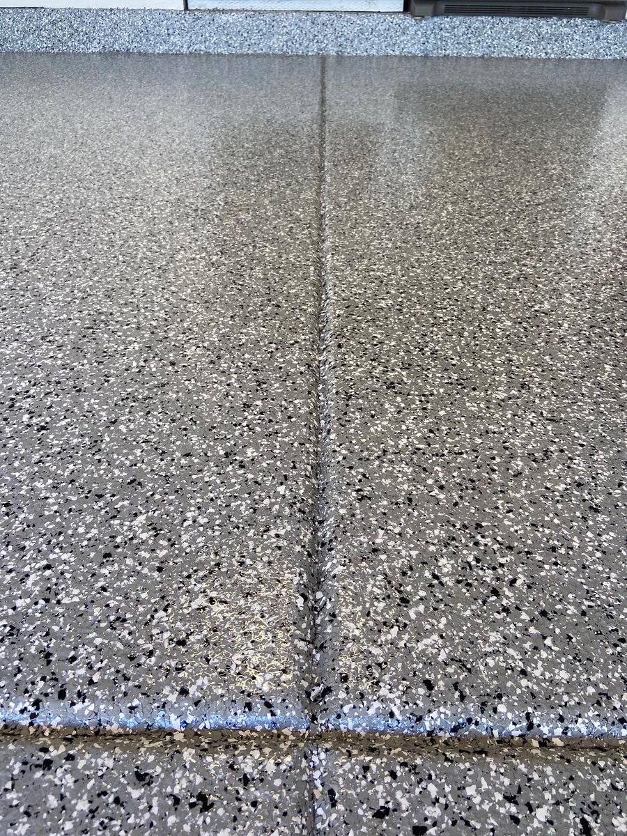 1Floors's tweet photo. π« Color: Morning Fog π«
https://t.co/cuQU0tgMut
#garagefloors1day #garageflooring #epoxyflooring #commercialepoxyflooring #residentialepoxyflooring #GF1D #garagefloors #epoxygaragefloors #epoxy #epoxyresin #garagecoatings #garageremodel #homeremodel #remodel #homeimprovement https://t.co/RzjLy1hseD