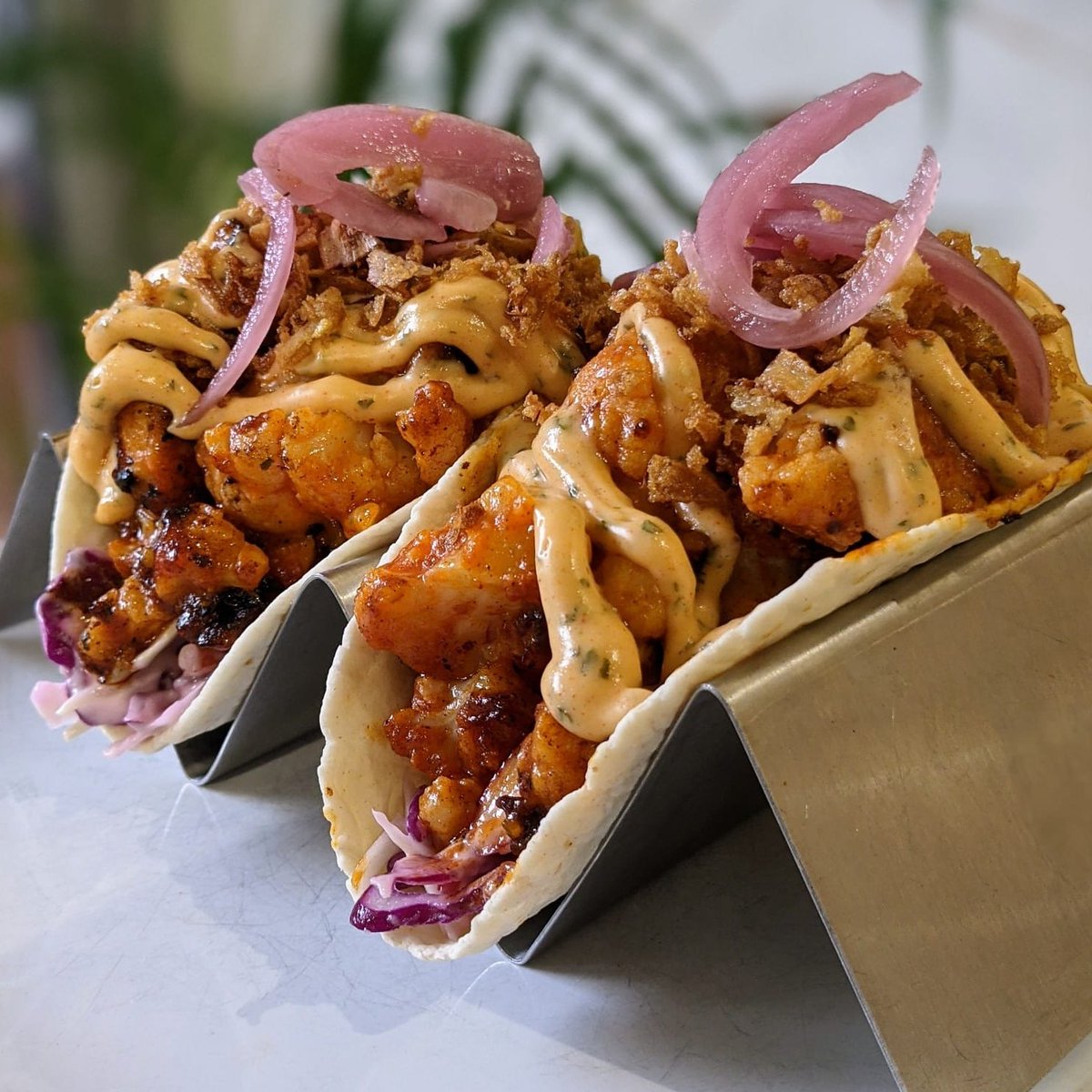 Soooo many of these guys on Deliveroo tonight! Hope you enjoyed and thanks to everyone who ordered 😋. If you're out for a stroll remember you can grab a coffee any time we are open too. Have a great weekend all 😊🌱

#wearevegivores #vegivores #vegan #readingindies #rdguk