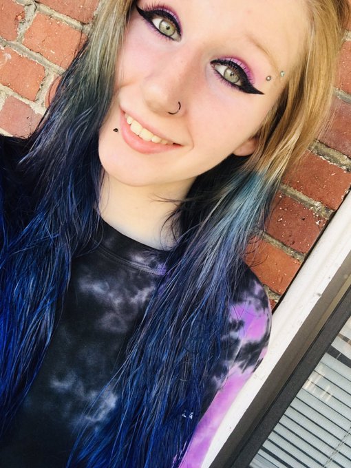 Live on twitch and CB later!  https://t.co/LQqyVyibHF https://t.co/D8UqUVFAzF