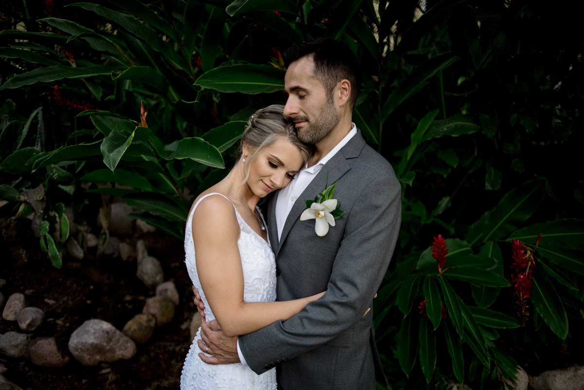 WeddingsByVelas's tweet photo. The sweetest moment.

📸» @YanenAliPhoto https://t.co/5dFEJLmJ3p