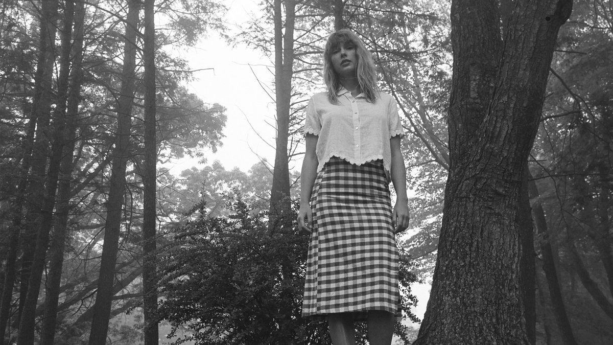 taylornation13's tweet photo. Happy Friday! Reminder to vote #folklore for Favorite Album – Pop/Rock at the #AMAs! Vote here on Twitter and at https://t.co/91v1wDd02Y. ♥️

📷 : Beth Garrabrant https://t.co/j5hR7zCn9J