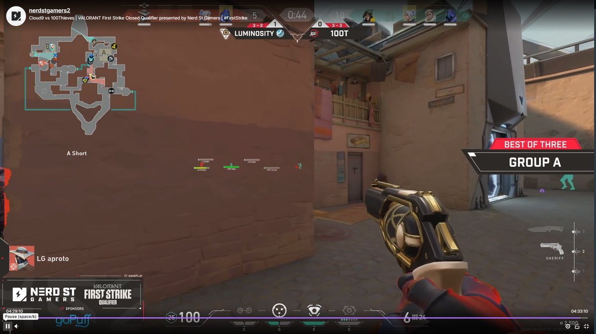 WiPRenaud's tweet photo. Quand t'hésites entre jouer ton match d'élimination en First Strike et faire un ptit morpion #balancetoncrosshair https://t.co/xrjroYEVzc