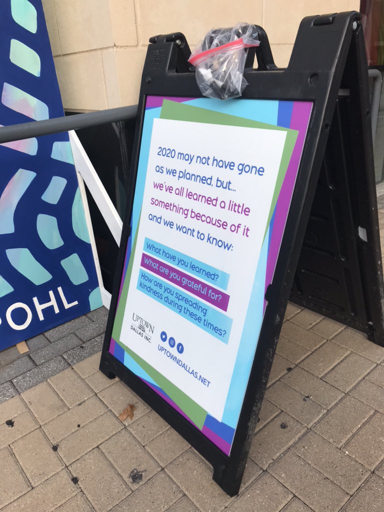 AllieSpillyards's tweet photo. We could all use some positivity.

This week @UptownDallasInc unveiled its new interactive mural encouraging those who pass by to reflect on gratitude and kindness. https://t.co/ynpuKUu9cD