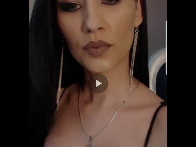 I'm online right now on skyprivate (live skype sessions). my private profile: https://t.co/m3vqrUm8N3<a href="/tag/mistress"class="tags"><span>#mistress</span></a>